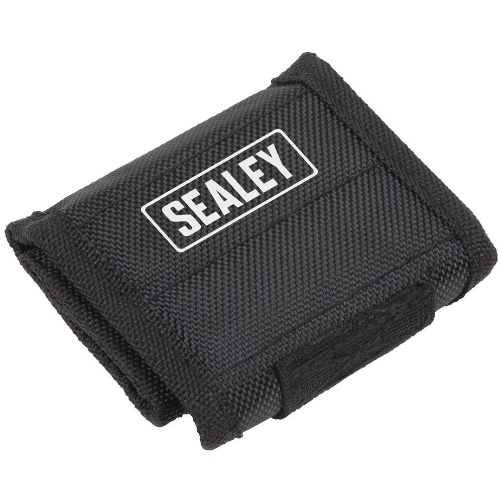 Sealey Magnetic Wristband Black One Size Pack of 1
